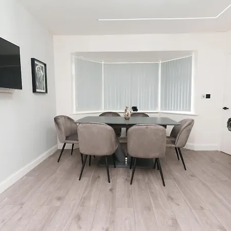 Apartment Fewston House Leeds (West Yorkshire)
