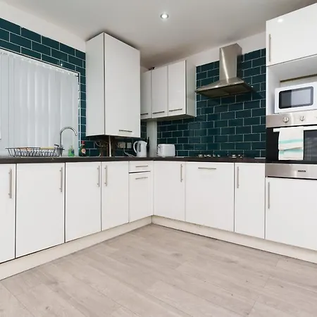 Apartment Fewston House